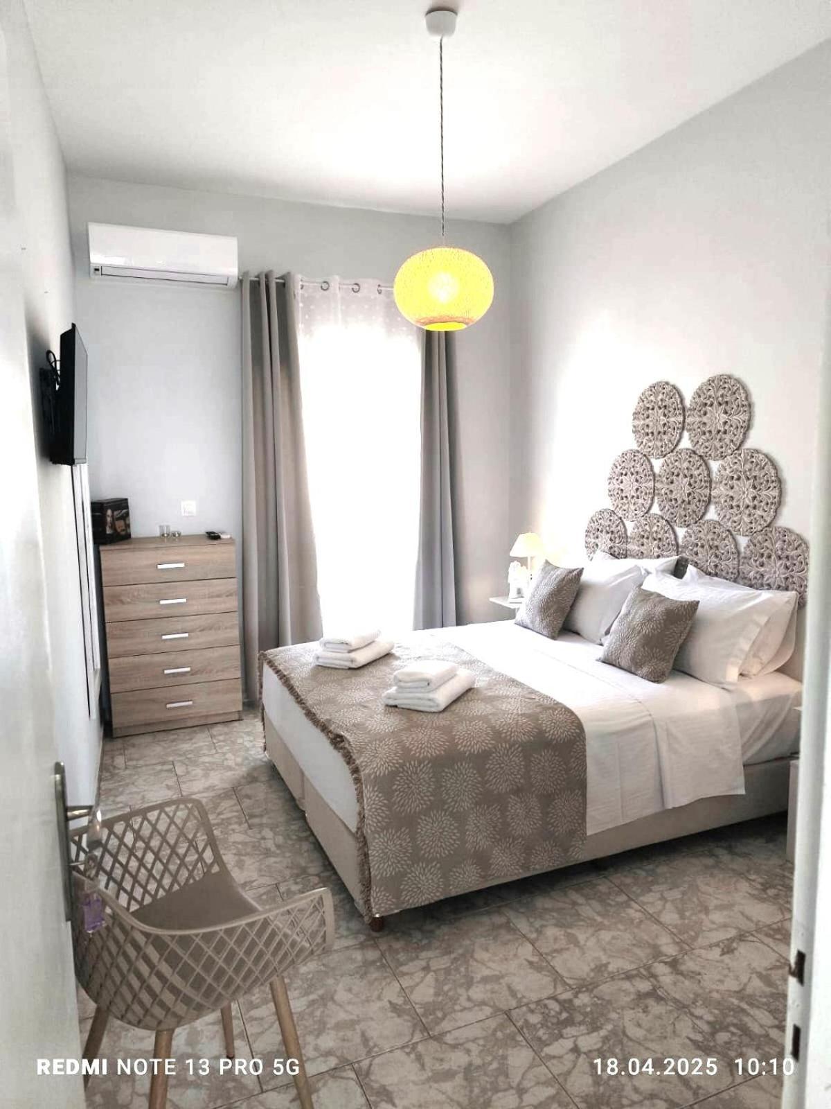 Libyan Anima Maisonette & Double Rooms Palaiochora Ngoại thất bức ảnh